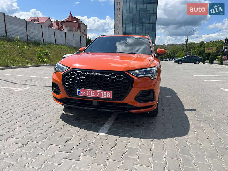 Внедорожник / Кроссовер Audi Q3 2021 в Тернополе