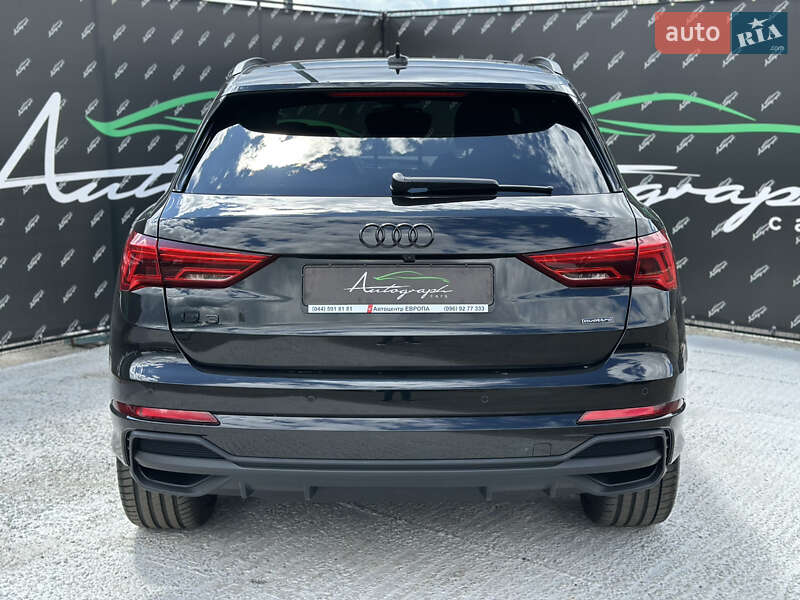 Внедорожник / Кроссовер Audi Q3 2024 в Киеве
