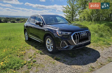 Внедорожник / Кроссовер Audi Q3 2020 в 