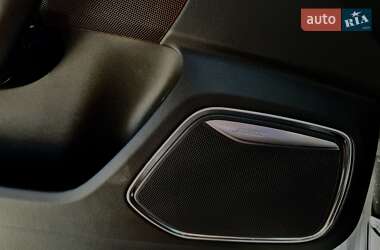 Внедорожник / Кроссовер Audi Q3 2014 в 