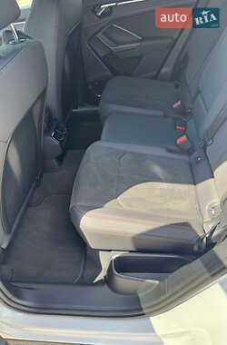 Внедорожник / Кроссовер Audi Q3 2020 в 