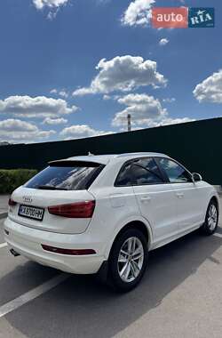Внедорожник / Кроссовер Audi Q3 2016 в 