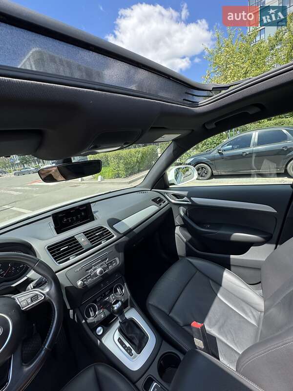 Позашляховик / Кросовер Audi Q3 2016 в Києві