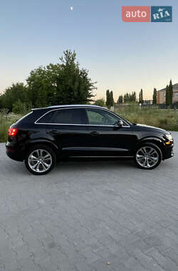 Внедорожник / Кроссовер Audi Q3 2016 в 