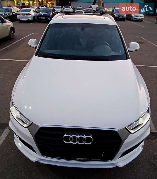 Внедорожник / Кроссовер Audi Q3 2017 в Одессе