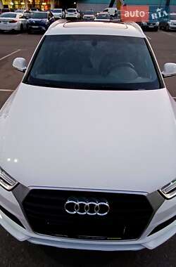 Внедорожник / Кроссовер Audi Q3 2017 в 