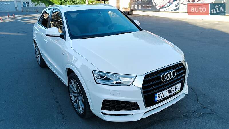 Внедорожник / Кроссовер Audi Q3 2017 в Одессе