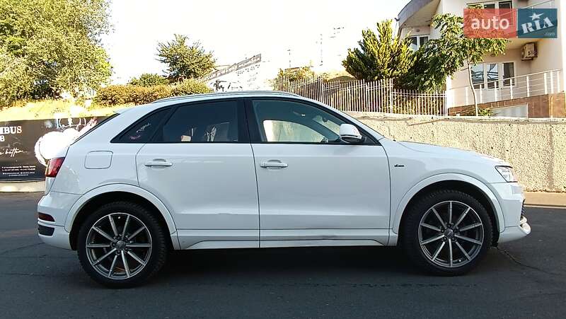 Внедорожник / Кроссовер Audi Q3 2017 в Одессе