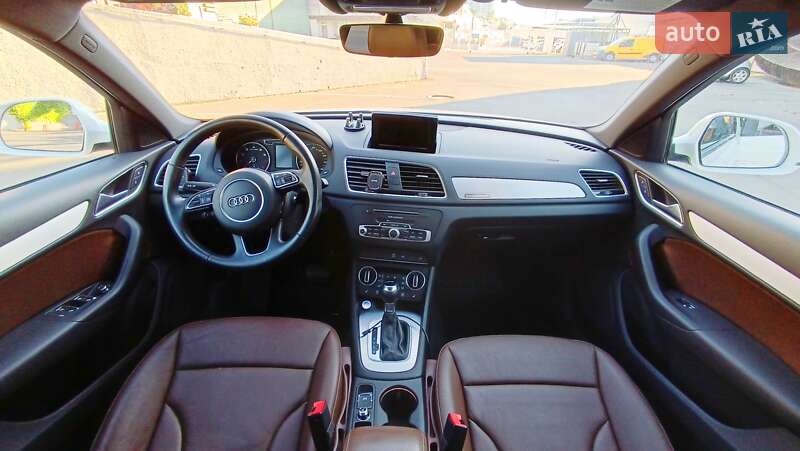 Внедорожник / Кроссовер Audi Q3 2017 в Одессе