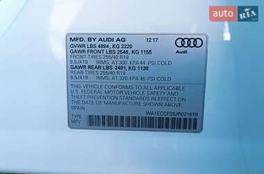 Внедорожник / Кроссовер Audi Q3 2017 в 