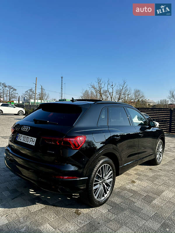 Внедорожник / Кроссовер Audi Q3 2021 в Львове