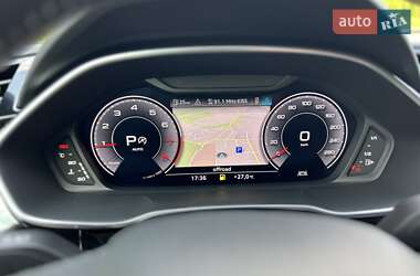 Позашляховик / Кросовер Audi Q3 2019 в 