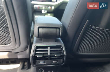 Внедорожник / Кроссовер Audi Q3 2022 в 