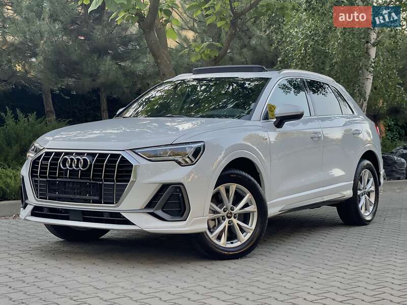 Позашляховик / Кросовер Audi Q3 2024 в Одесі