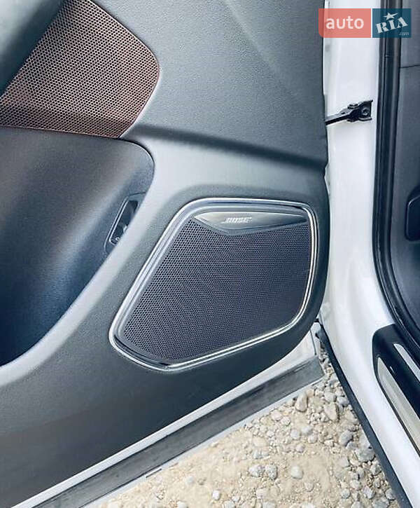 Позашляховик / Кросовер Audi Q3 2017 в Чернівцях