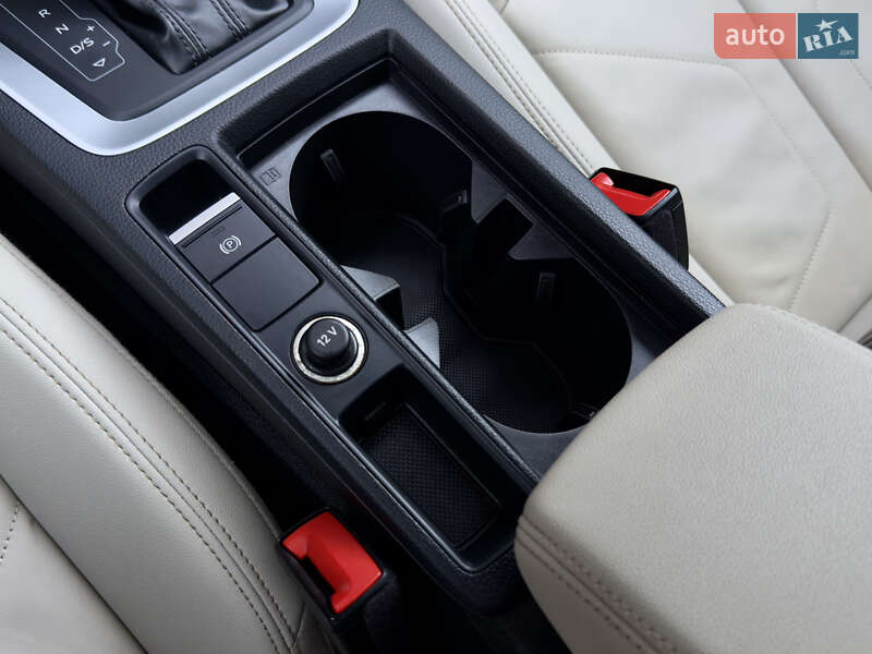 Внедорожник / Кроссовер Audi Q3 2020 в Ровно