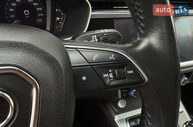 Позашляховик / Кросовер Audi Q3 2020 в 