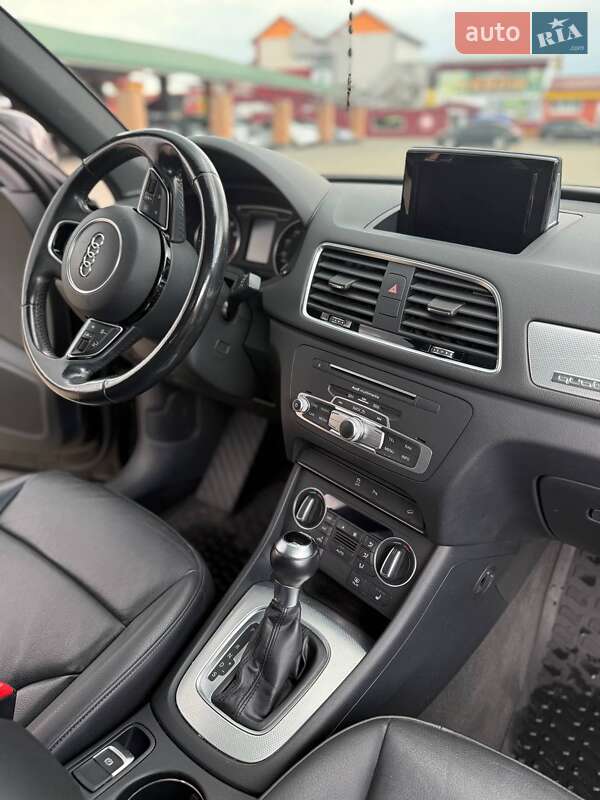 Позашляховик / Кросовер Audi Q3 2016 в Львові