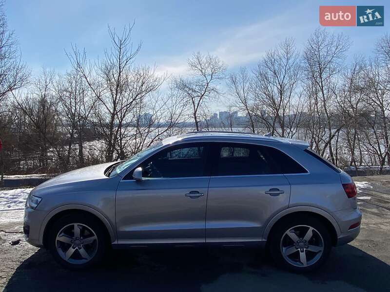 Позашляховик / Кросовер Audi Q3 2014 в Покровську