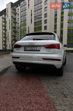 Внедорожник / Кроссовер Audi Q3 2016 в 