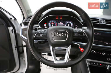 Внедорожник / Кроссовер Audi Q3 2021 в 
