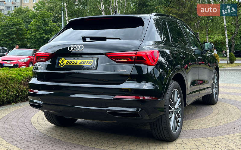 Позашляховик / Кросовер Audi Q3 2021 в Львові