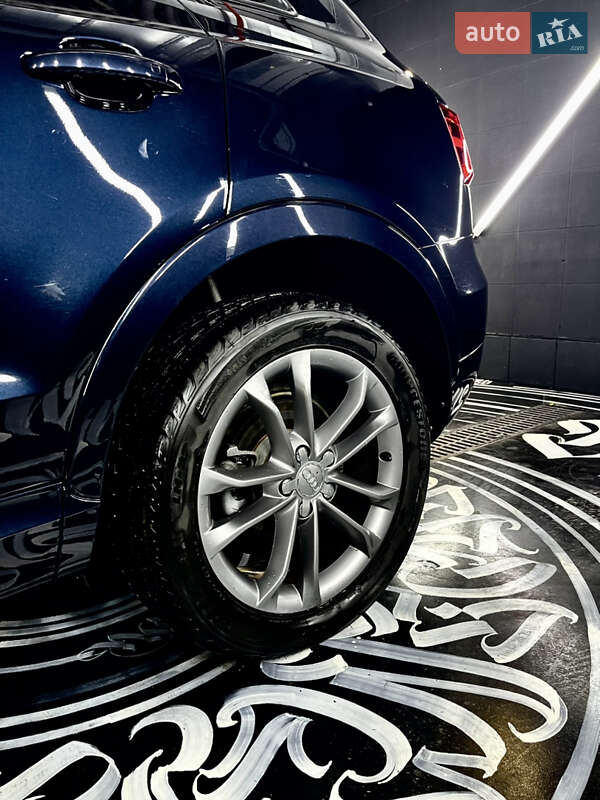 Внедорожник / Кроссовер Audi Q3 2013 в Одессе