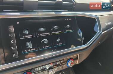 Внедорожник / Кроссовер Audi Q3 2023 в 