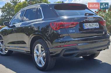 Внедорожник / Кроссовер Audi Q3 2023 в 