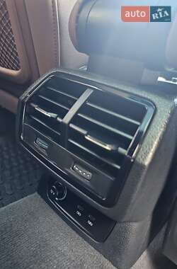 Внедорожник / Кроссовер Audi Q3 2021 в 