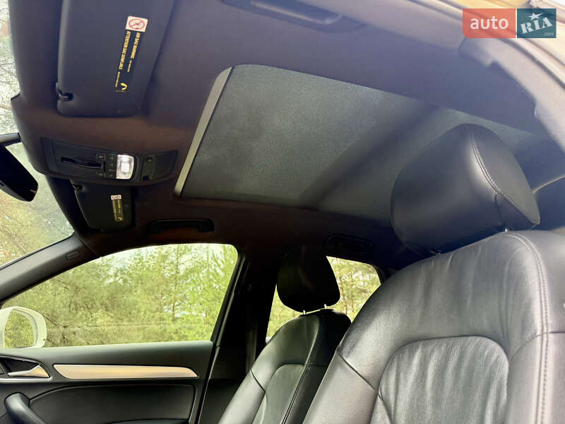 Внедорожник / Кроссовер Audi Q3 2015 в Днепре