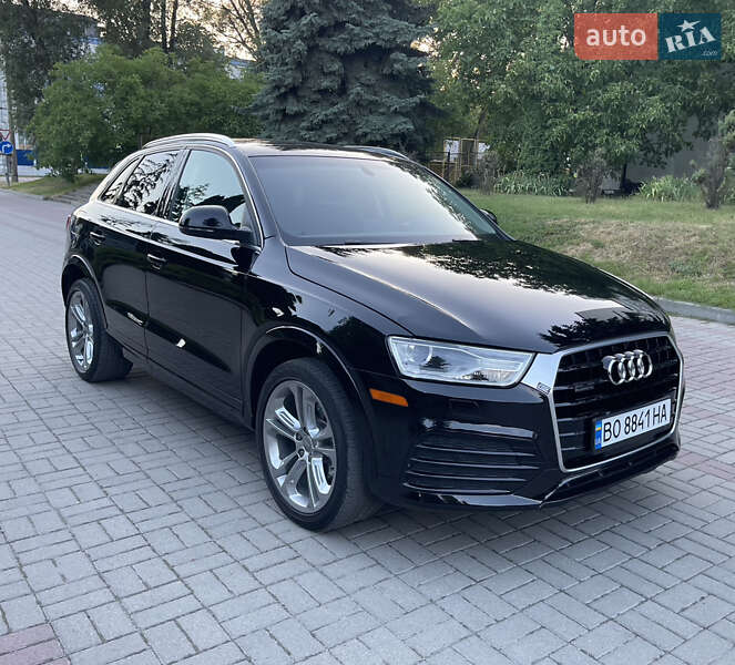 Позашляховик / Кросовер Audi Q3 2018 в Тернополі