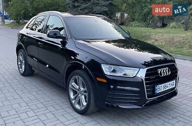 Позашляховик / Кросовер Audi Q3 2018 в 