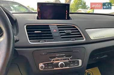 Внедорожник / Кроссовер Audi Q3 2014 в 
