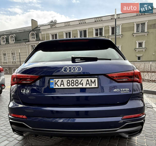 Позашляховик / Кросовер Audi Q3 2021 в Києві