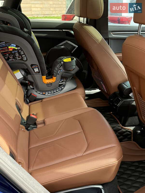 Позашляховик / Кросовер Audi Q3 2021 в Києві