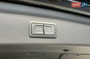 Внедорожник / Кроссовер Audi Q3 2021 в 