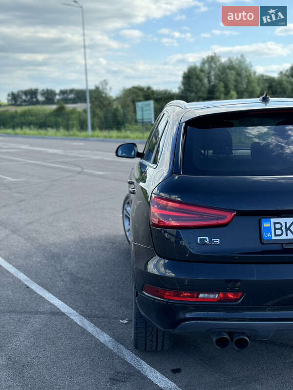 Позашляховик / Кросовер Audi Q3 2014 в Рівному