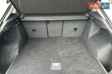 Позашляховик / Кросовер Audi Q3 2021 в 