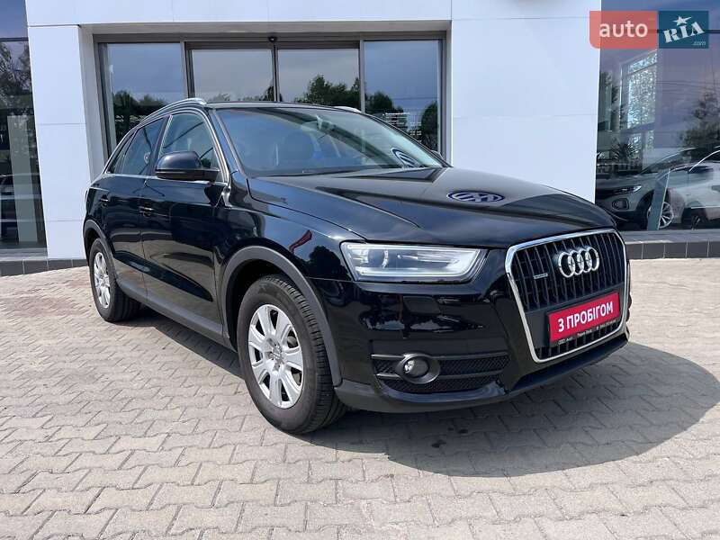 Позашляховик / Кросовер Audi Q3 2013 в Житомирі