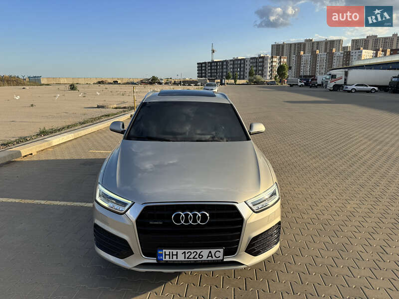 Внедорожник / Кроссовер Audi Q3 2016 в Одессе