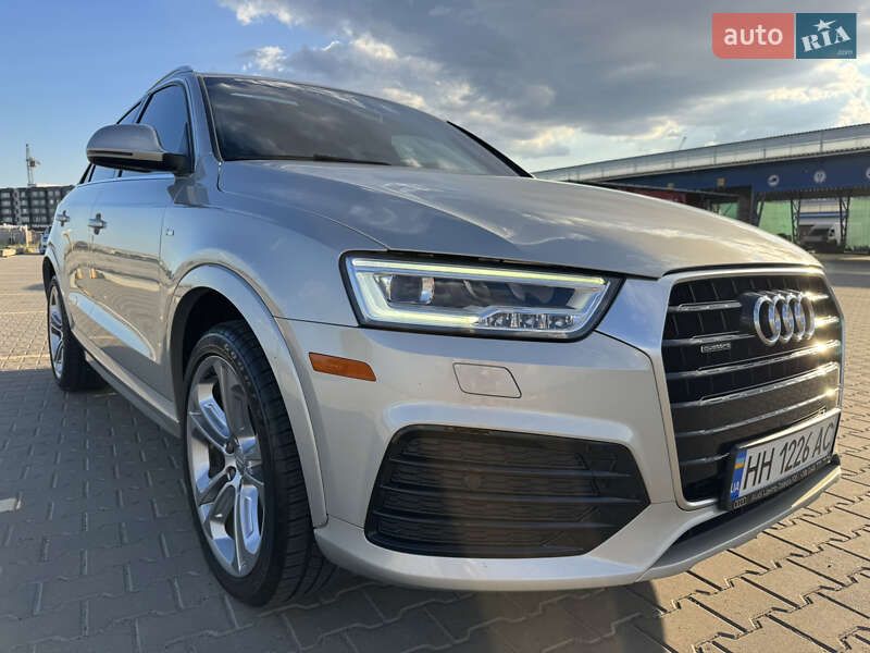 Внедорожник / Кроссовер Audi Q3 2016 в Одессе