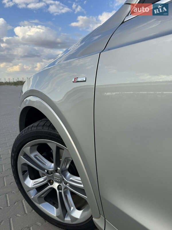 Внедорожник / Кроссовер Audi Q3 2016 в Одессе