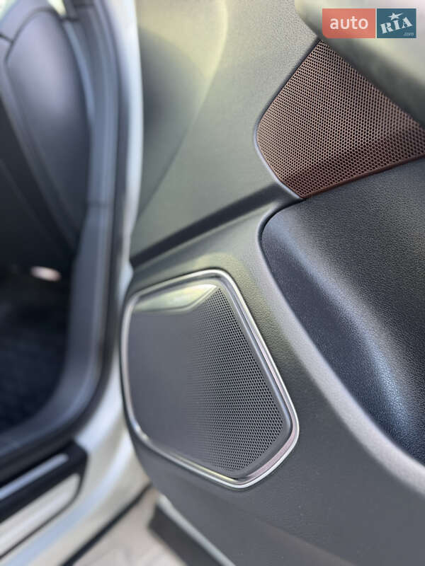 Внедорожник / Кроссовер Audi Q3 2016 в Одессе