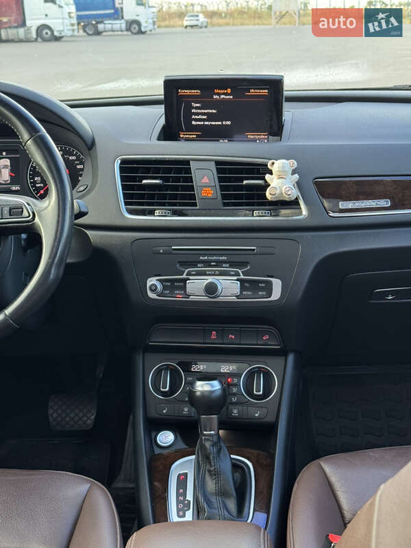 Внедорожник / Кроссовер Audi Q3 2016 в Одессе