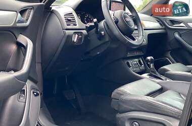 Внедорожник / Кроссовер Audi Q3 2015 в 