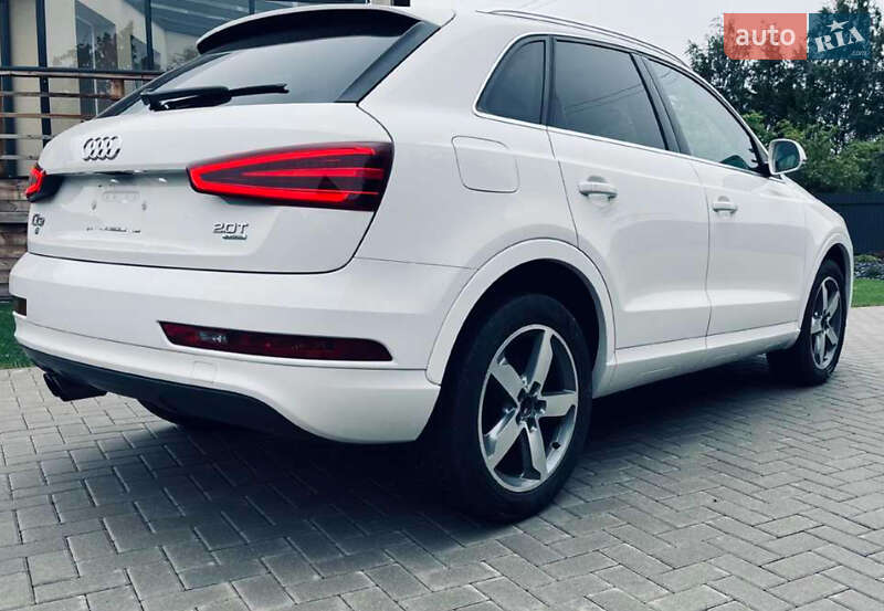 Позашляховик / Кросовер Audi Q3 2015 в Тернополі