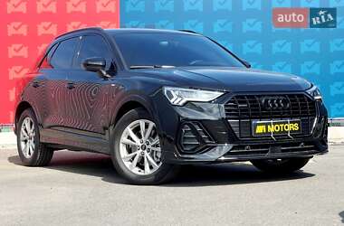 Внедорожник / Кроссовер Audi Q3 2024 в Киеве