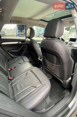 Внедорожник / Кроссовер Audi Q3 2014 в 