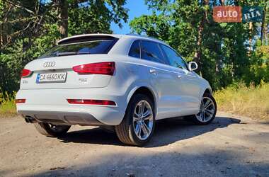 Внедорожник / Кроссовер Audi Q3 2015 в 